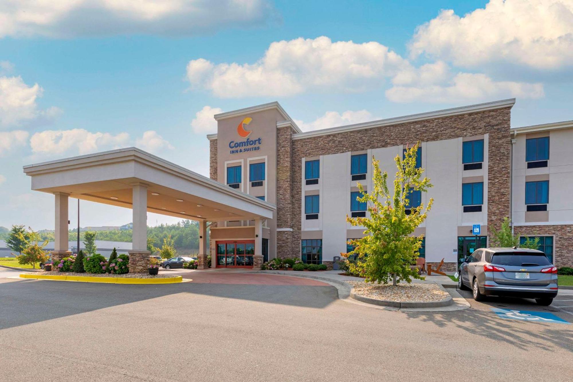 Comfort Inn&Suites East Ellijay Buitenkant foto