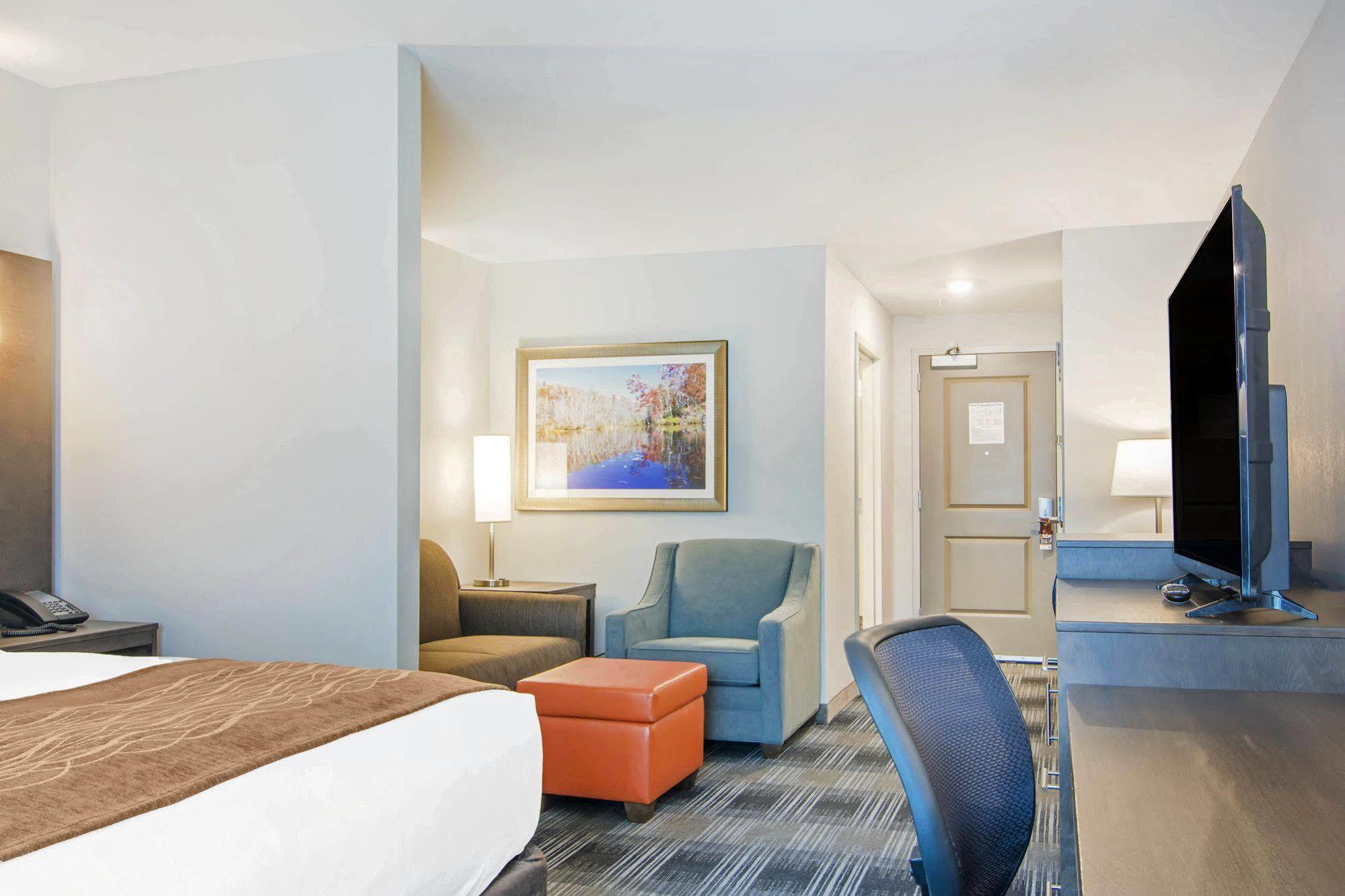 Comfort Inn&Suites East Ellijay Buitenkant foto