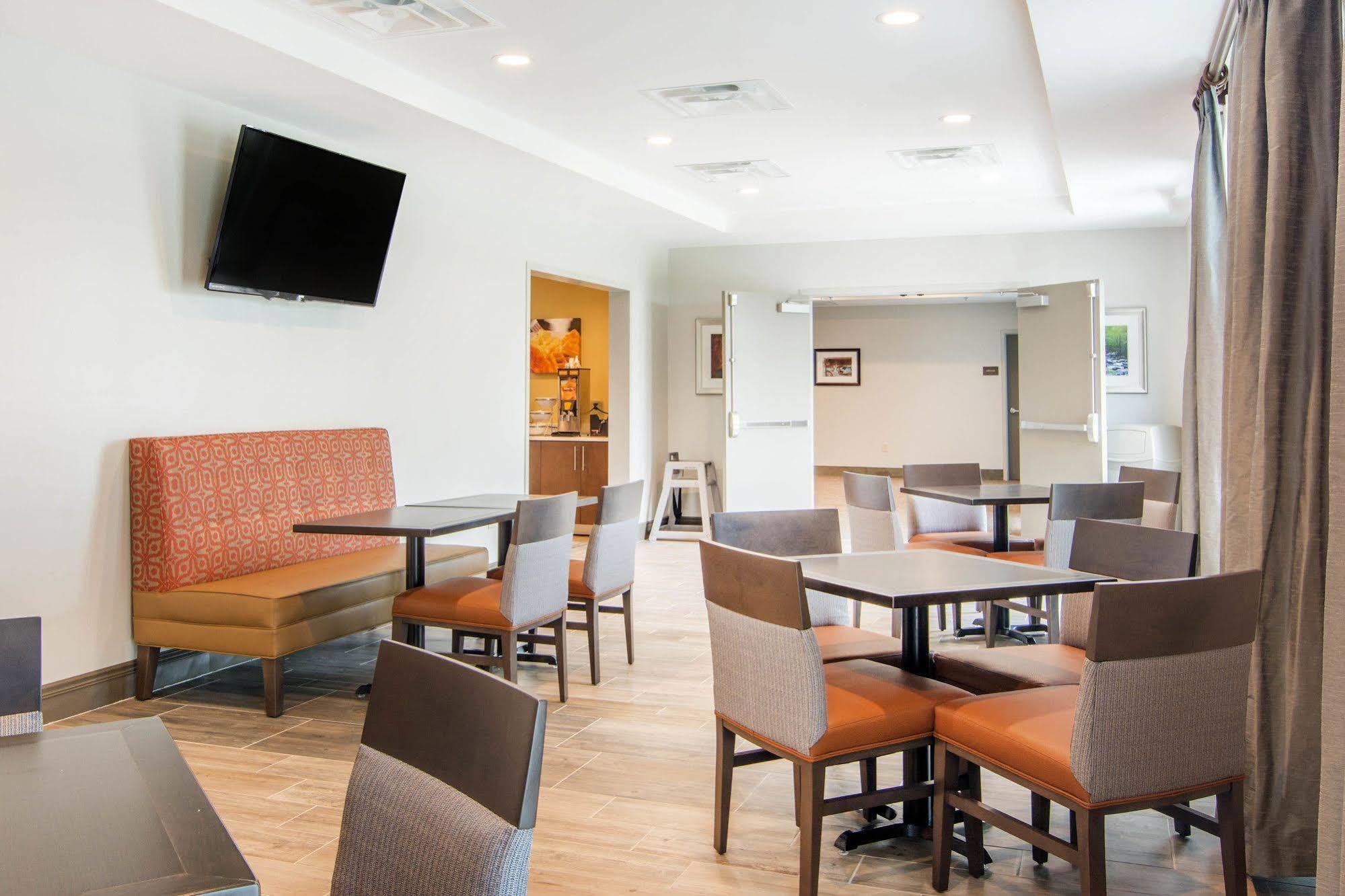 Comfort Inn&Suites East Ellijay Buitenkant foto